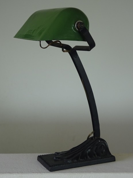 Jugendstil Bankerslamp Frankreich Bajonett Emaille um 1910 Jugendstil Bankerslamp Frankreich Bajonett Emaille um 1910