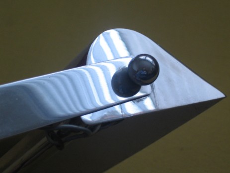 minimalistic sconce rene herbst 