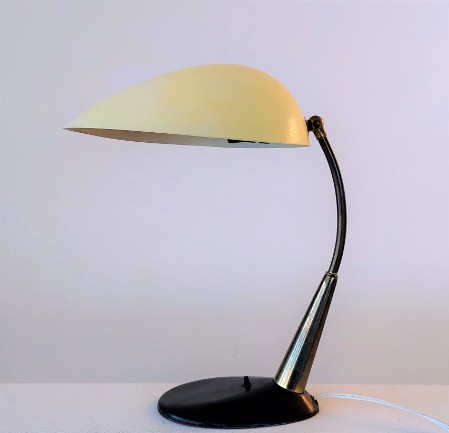 Cosack tischleuchte gelb schwarzer metallfuss original 1950 design