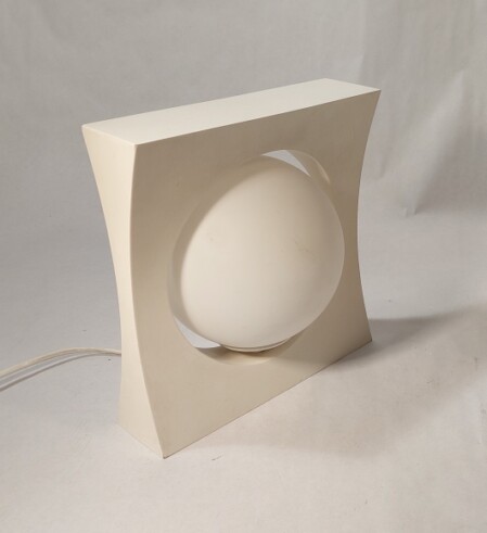 holzskulptur stil panton kugelleuchte 1960 sixties design