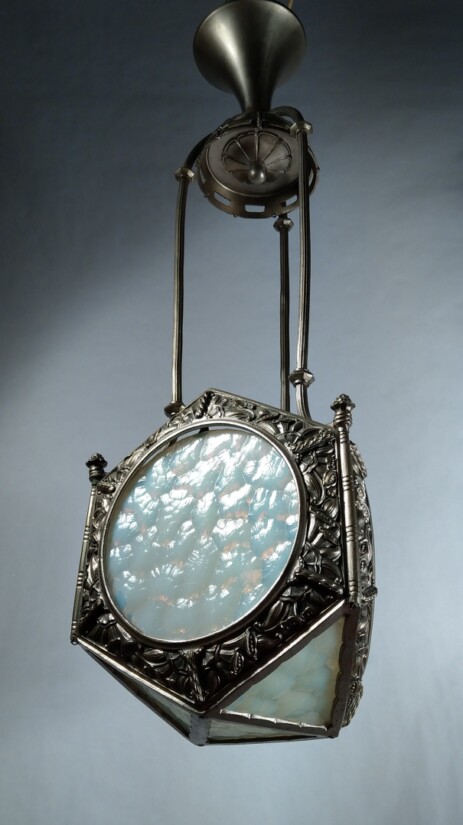 jugendstil deckenleuchte 1900 vernickelt dreieckig kaltgewalzte tiffanyscheiben