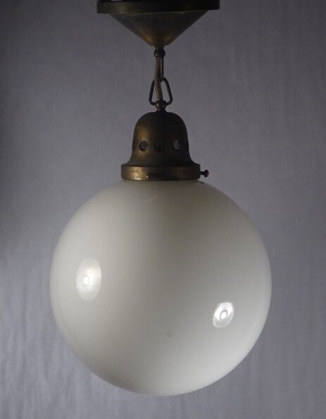 Jugendstil deckenkugel an patinierter Montage um 1910