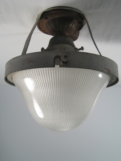 industrieglas deckenleuchte ca 20erjahre metall holophane