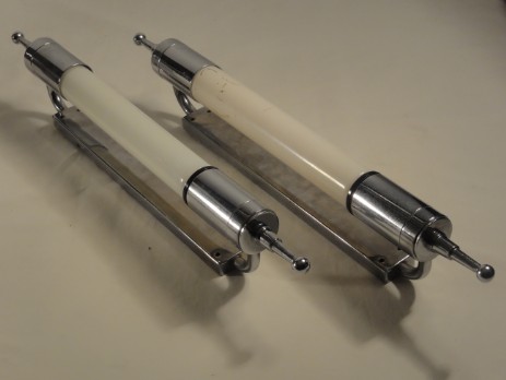 grosses chromappliquen paar aus den 30erjahren