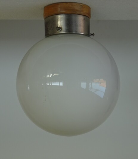 BAG Turgi Bauhaus Deckenkugel Nickel Holzring 1930