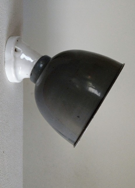 belmag metallstrahler spot porzellanfassung grau 1930