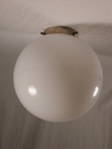 sehr grosse 30erjahre deckenkugel für direktmontage