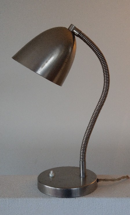 Le Phare Nickel mit Schwanenhals 1930