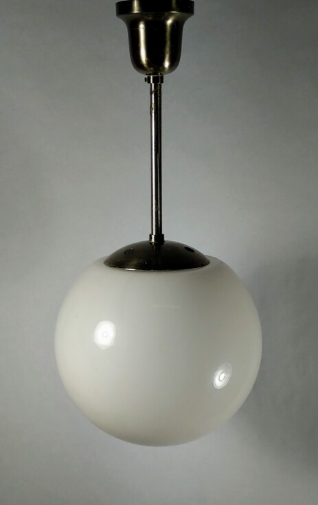 D 30 Opalglas deckenleuchte abgeflacht an nickelgestänge h 51 d 25