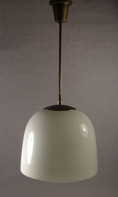 bauhaus deckenkugel mit abgeplattetem opalglas um 1930