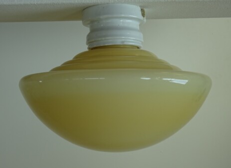 grosse crème Decken Kuppel-Leuchte porzellan 1930 