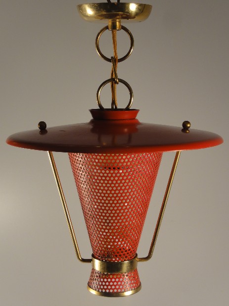 klassische 50erjahre lochblech deckenleuchte