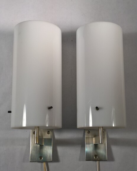 paar sixties appliquen plexiglas nickel wandlampen 60er design