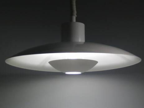 grosse deckenschale aus metall, arne jacobsen um 1980 (zugeschrieben)