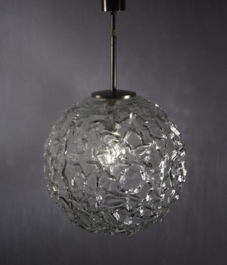grosse Hillebrand Eisstruktur Glaskugel Deckenleuchte 70s Design