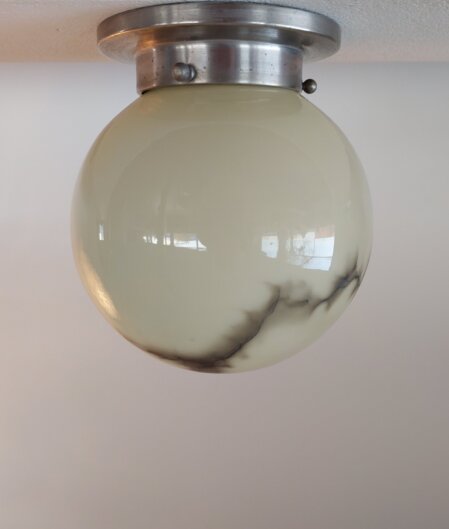 art déco kugel deckenleuchte mit wolkenmuster 1930 Belmag